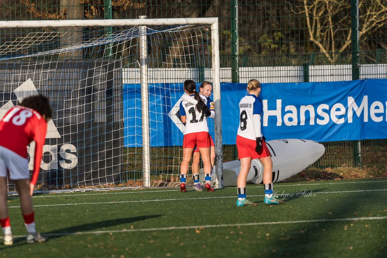 Bild 142 - wBJ Hamburger SV - Holstein Kiel : Ergebnis: 8:0